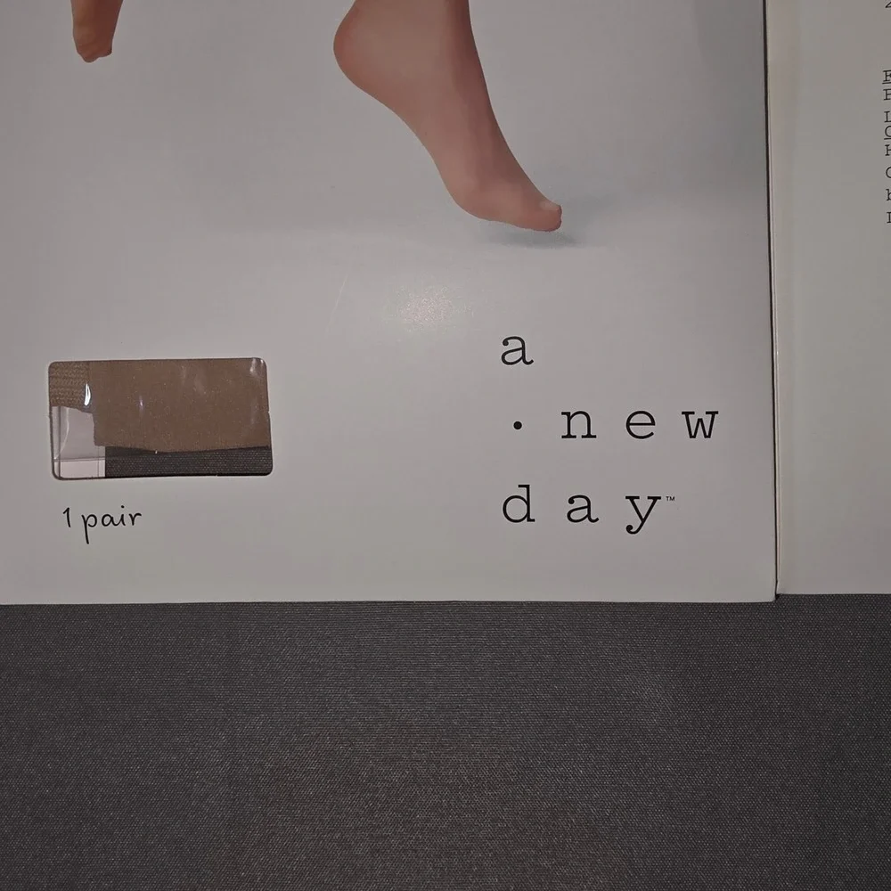 A New Day 2PK Control Top Sheer Hosiery Honey Beige 20 Denier Tights S/M
